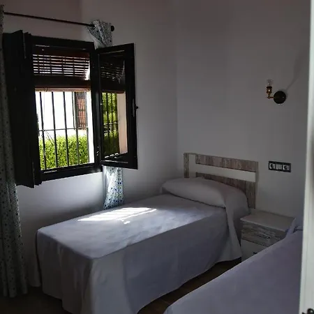 El Nogalejo Setenil Parque de vacaciones Setenil De Las Bodegas